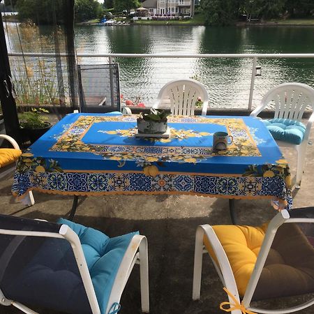Sumner Lakefront Retreat House מראה חיצוני תמונה